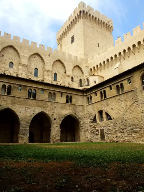 Avignon Palais Des Papes Castle