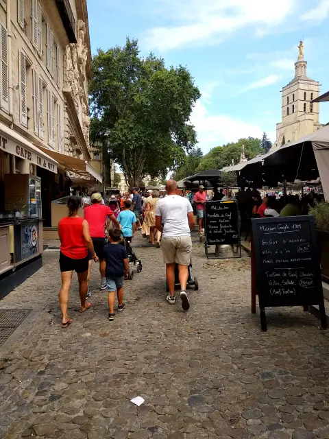 Avignon Tourism Bazaar M Flea