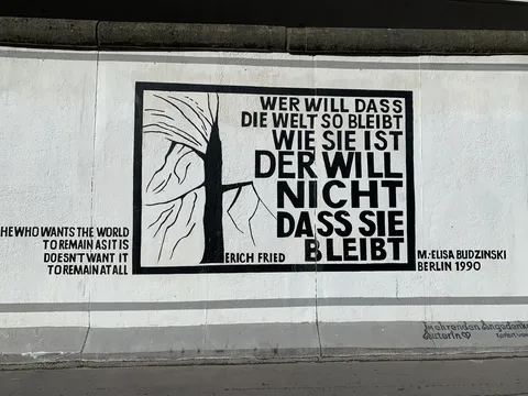 Berlin Wall Art 05