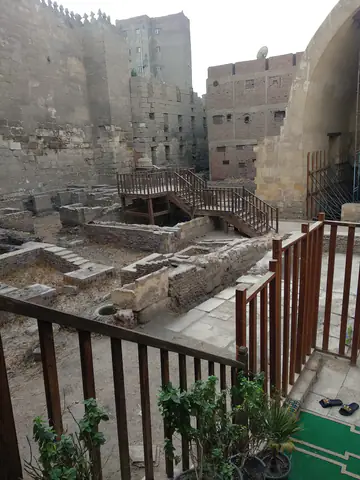 Cairo Hardwood Stairs Wall Composite