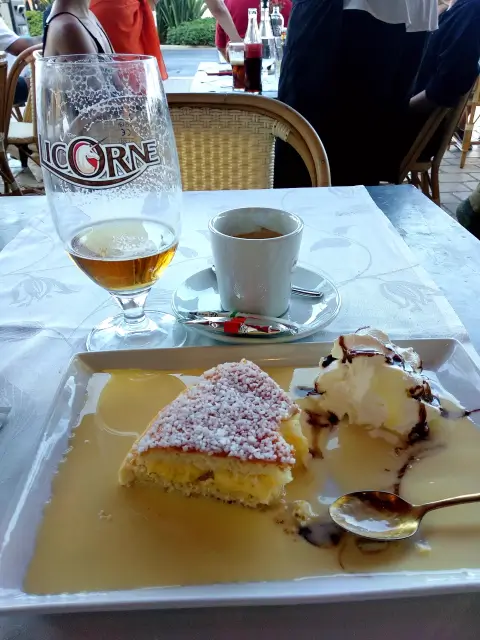 Cannes Cake Dulce De Leche