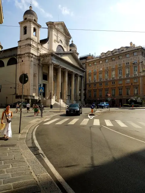 Genua Basilica Plaza M Classical