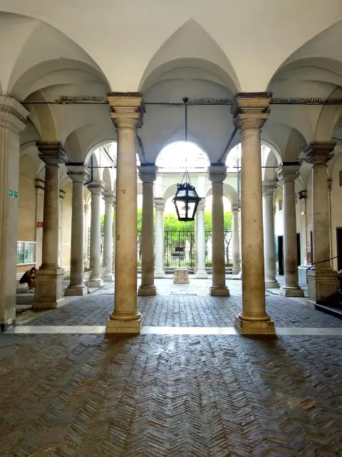 Genua Column Classical Architecture Hacienda