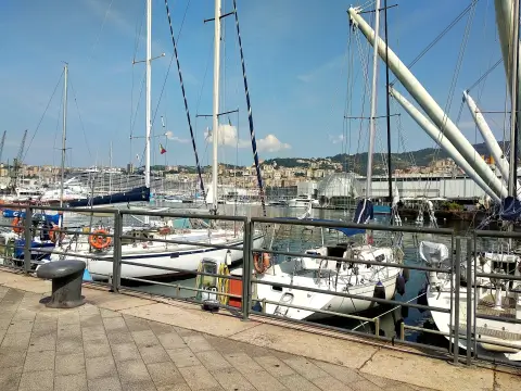 Genua Piazza Delle Feste Marina