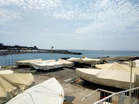 Genua Sea M Coast Beach