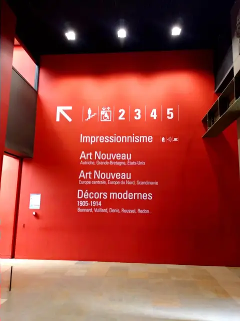 Paris Banner Red Flooring Floor