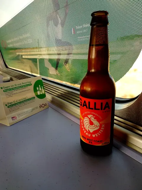 Paris Beer Bottle Witbier Glass