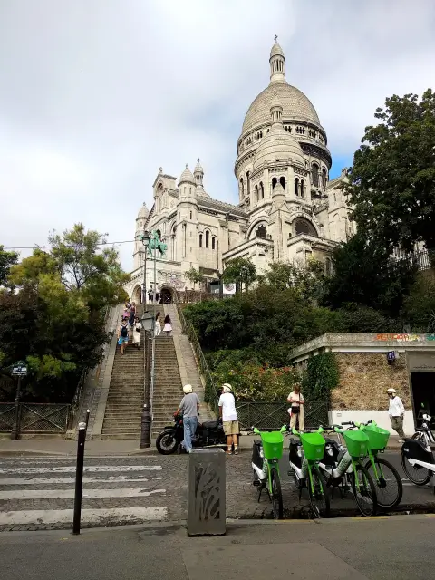 Paris La Mere Catherine The