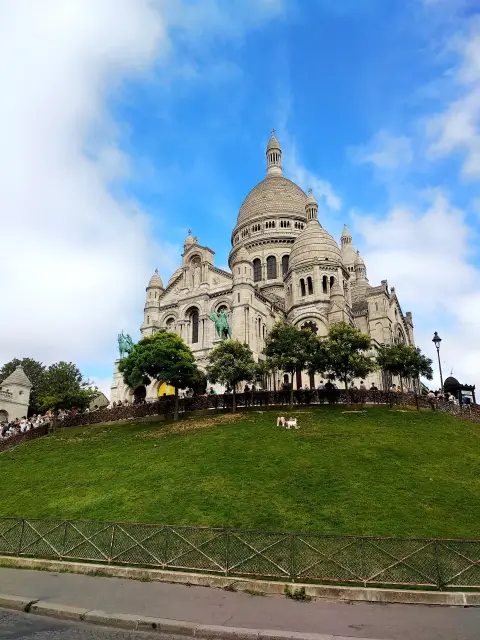 Paris Montmartre Arenes De Garden