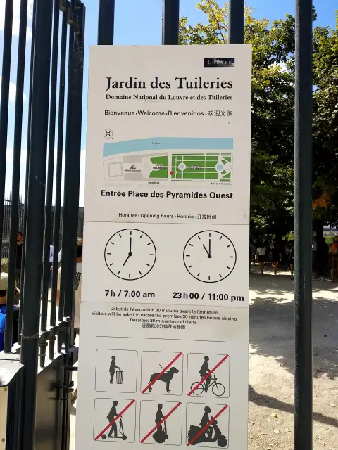 Paris Signage Advertising Park Sign