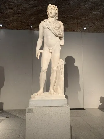 Statue Pergamon Museum 03