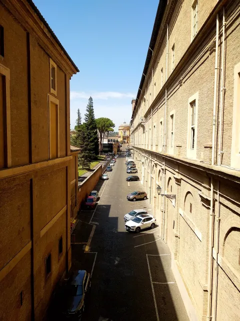 Roma Apartment Street Family Car