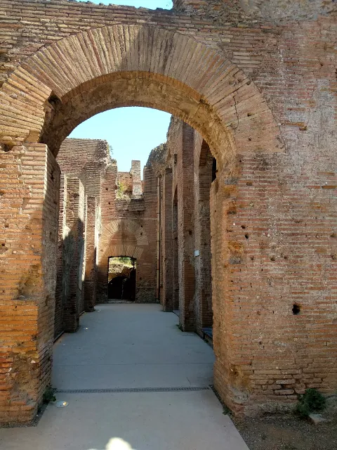 Roma Arch Stone Wall Ruins