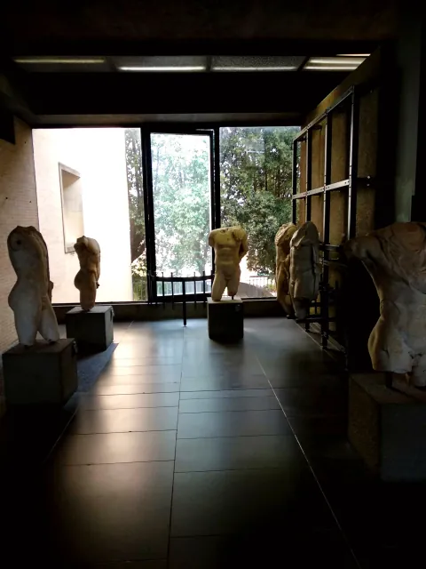 Roma Floor Sculpture Statue Classical