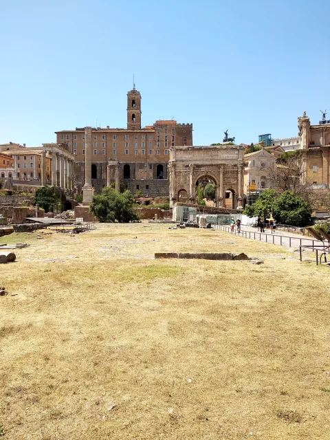 Roma Roman Forum Altar Of The