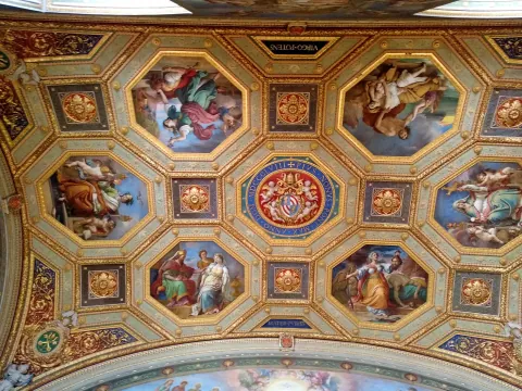 Roma Vatican Museum Ceiling Sistine