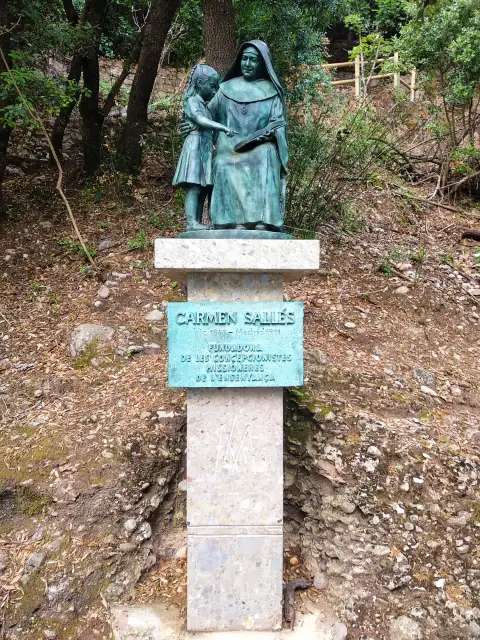 Spain Concrete Memorial Monument Commemorative