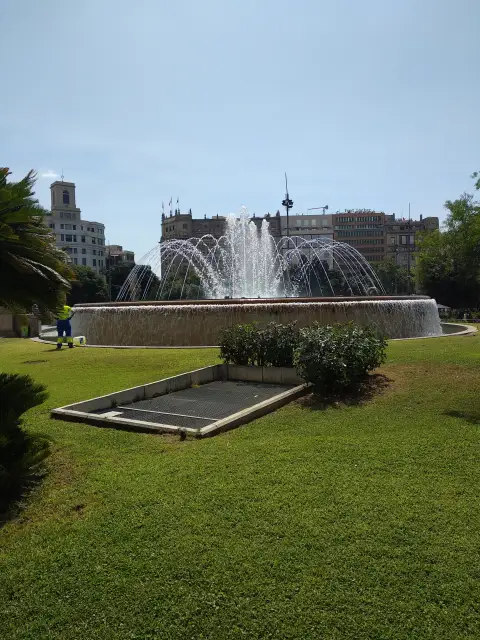 Spain Skyscraper Tower Brutalist Lawn