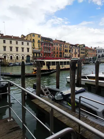 Venice Daytime Iron Metal