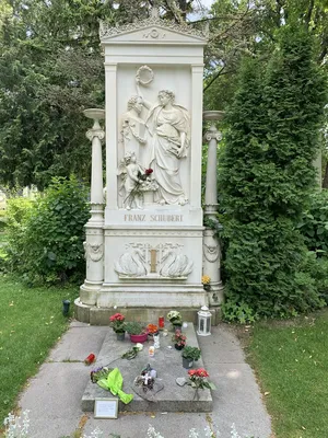Cemetery Vienna 11