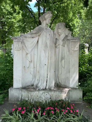 Cemetery Vienna 22